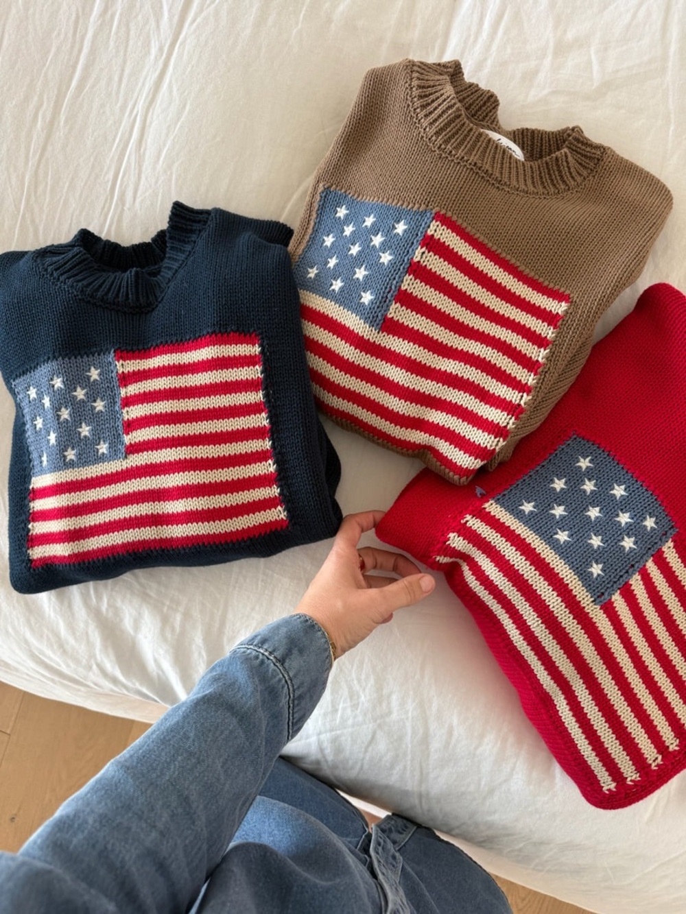 Carly Jean Los Angeles Brown Americana Sweater - Picture 3 of 9